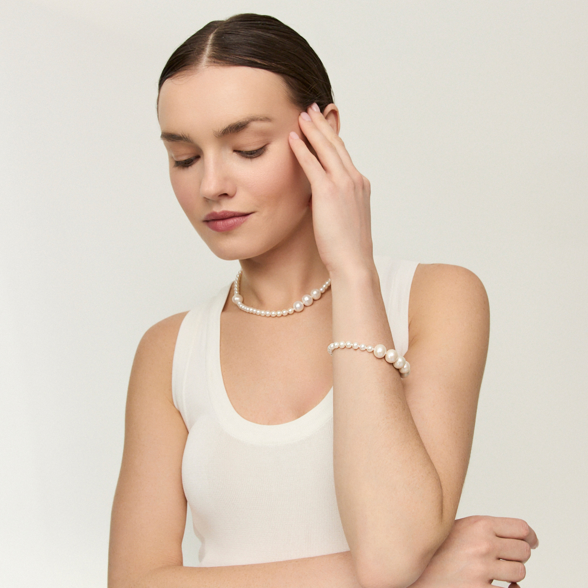 Pozlátený strieborný náramok s perlami