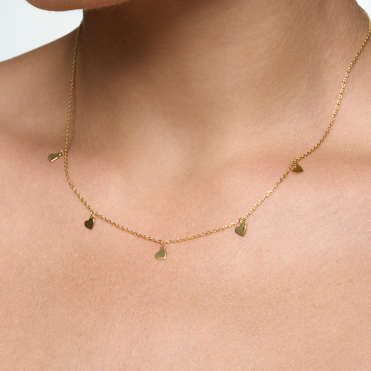 Pozlátený strieborný náhrdelník - srdcia - Love