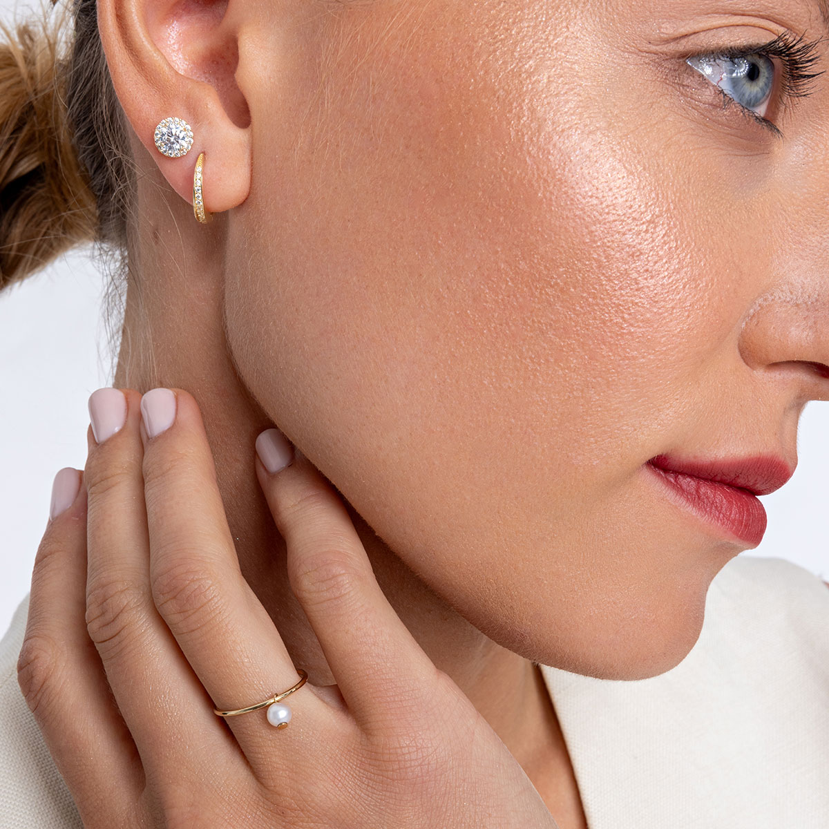 Gold ring with pearl - Pearls