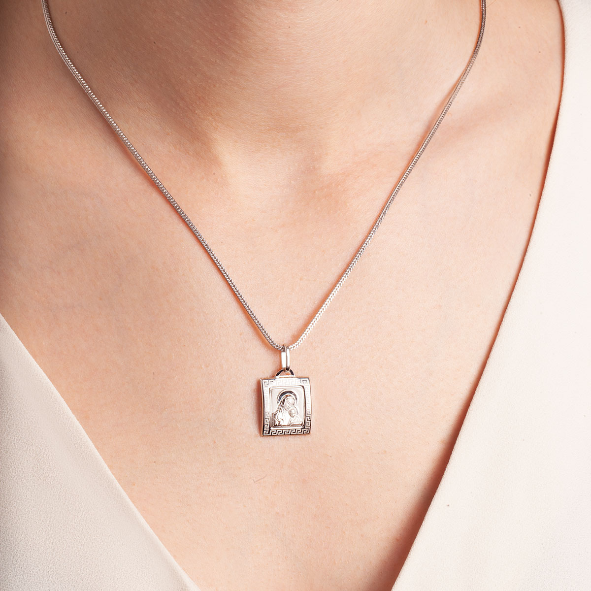 Silver pendant - medallion